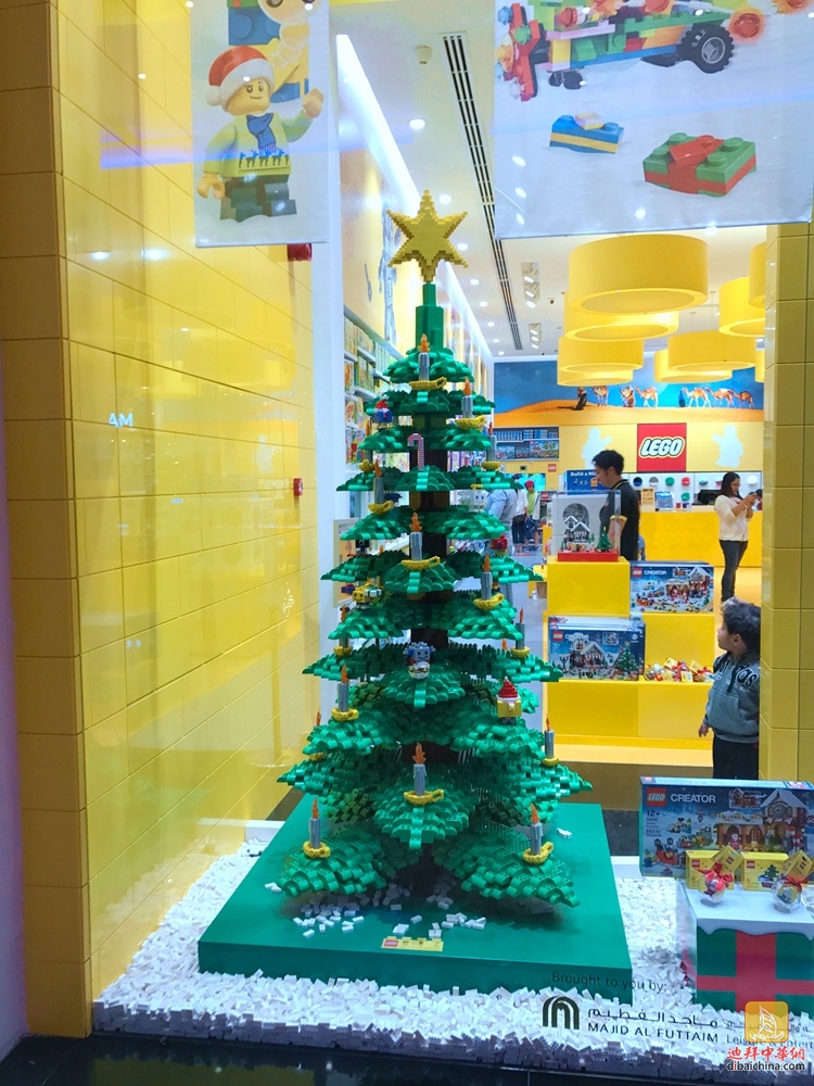 迪拜国家巨大圣诞树,阿联酋皇宫酒店装饰的圣诞树