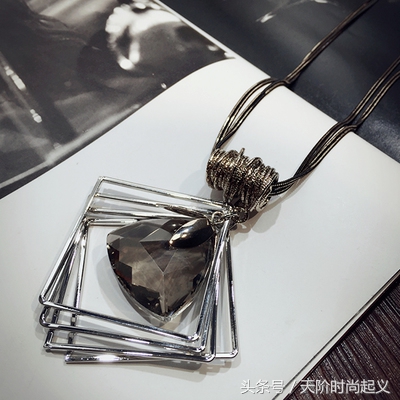 寒冷的冬季怎么能缺少美美的毛衣,冬天怎么能少了一件毛衣呢