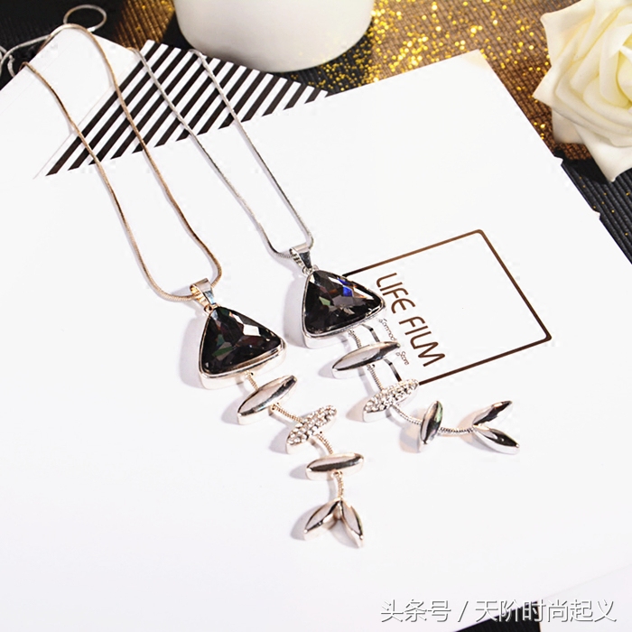 寒冷的冬季怎么能缺少美美的毛衣,冬天怎么能少了一件毛衣呢