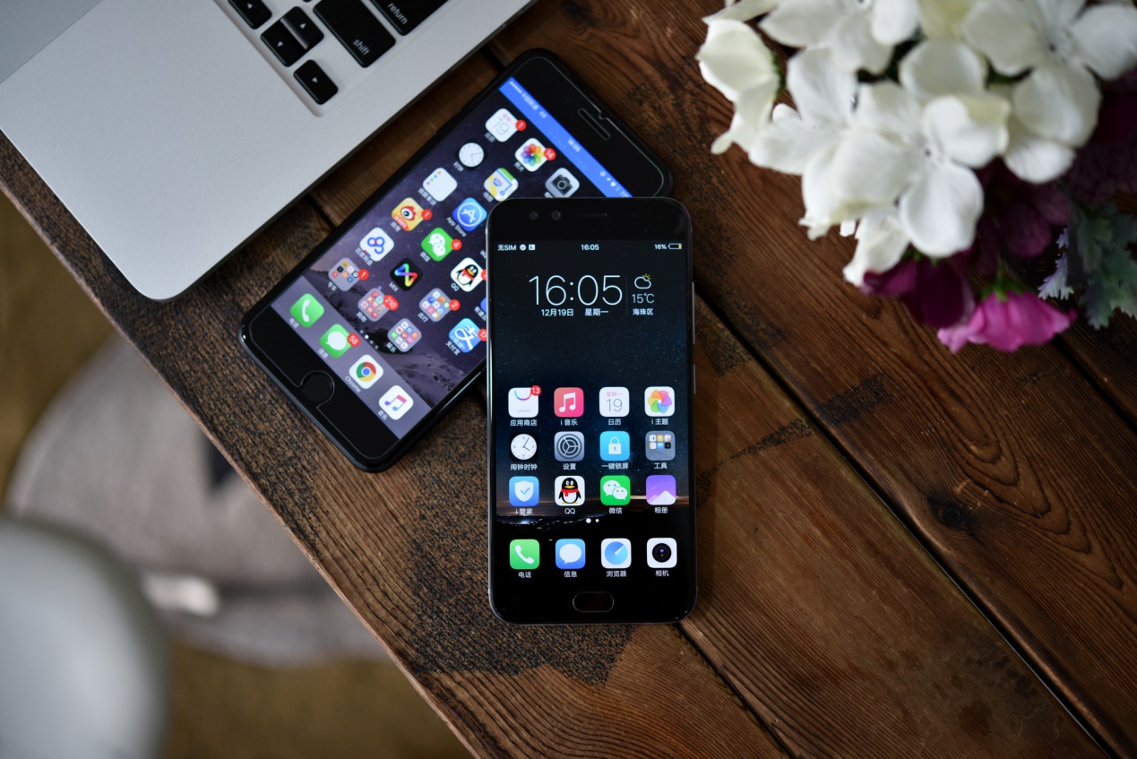 vivo灰,vivox90黑色和白色哪个好看