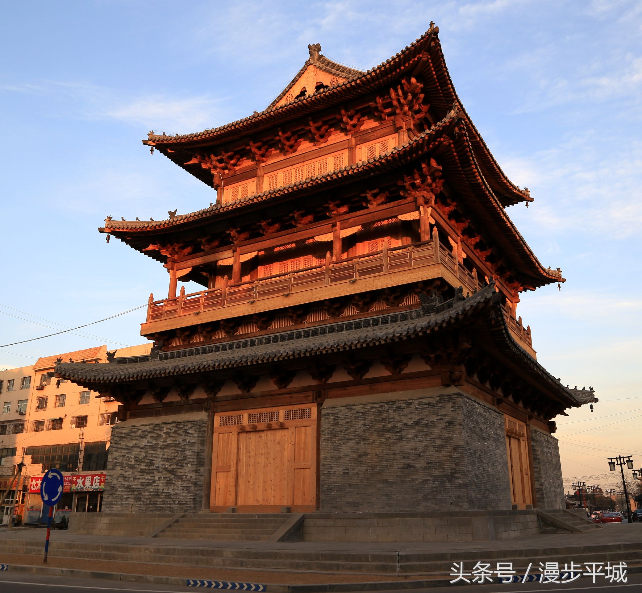 大同古楼和古城墙,大同古城大白楼