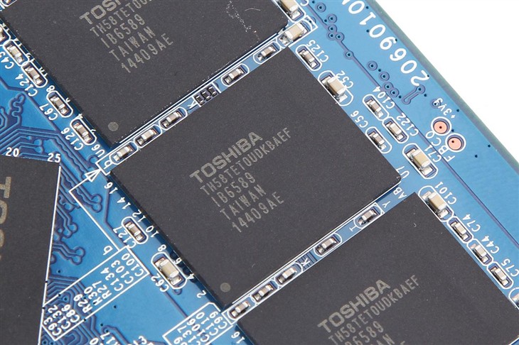 固态硬盘价格悬殊太大,便宜的固态硬盘和贵的区别