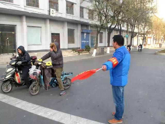驾校文明劝导员感悟,文明交通劝导驾校