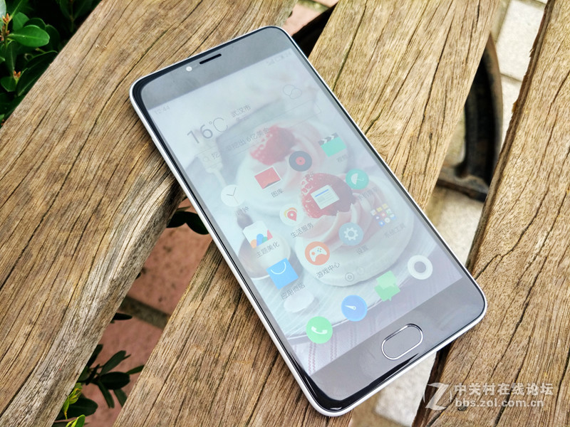 魅族5体验,魅蓝5手感