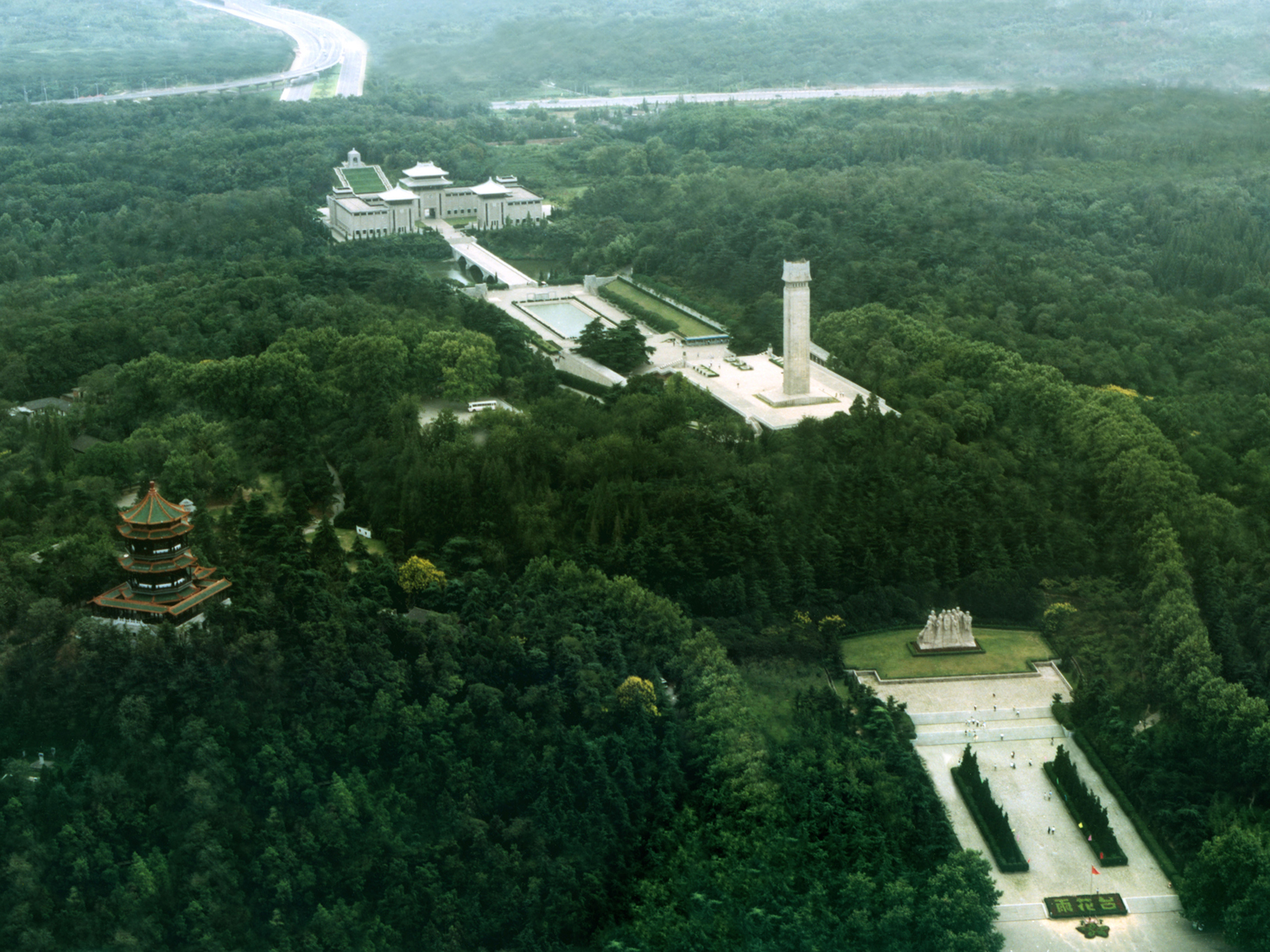 深沉而伟大的雨花台，原来可以这么美