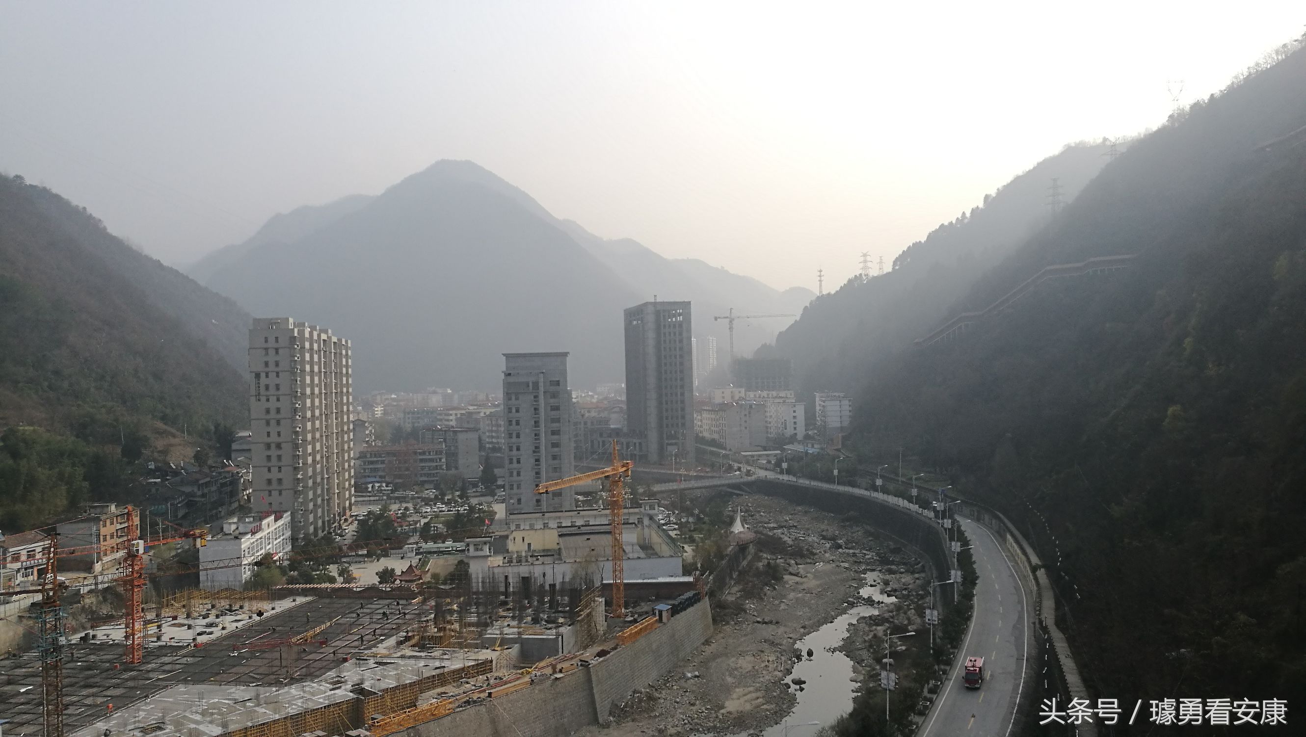 这里是中国慢城,一个让人能够宁静的城市这里环境美人情更美