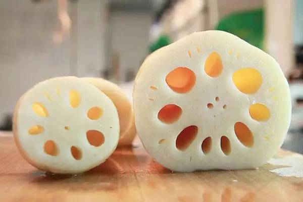 怎么存放莲藕不变黑不变色,莲藕为什么会变绿