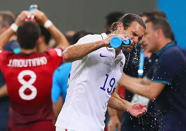 远离这些恶习踢到六十不是梦