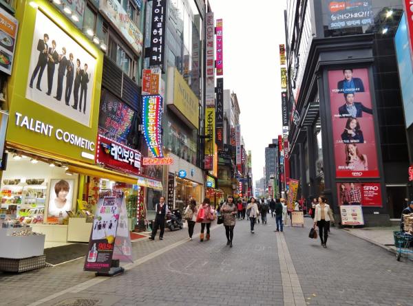 这么冷的天要不要牵我的手情头,这么冷的天还要拿手机