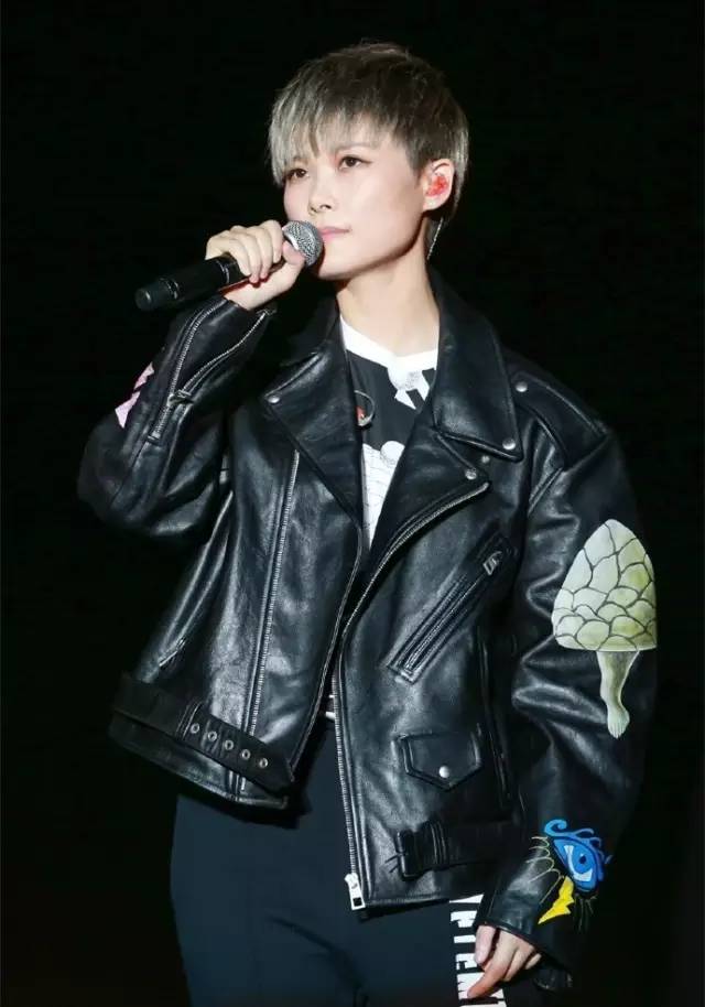 这几件单品日常百搭又显气质,秋冬百搭永不过时穿搭