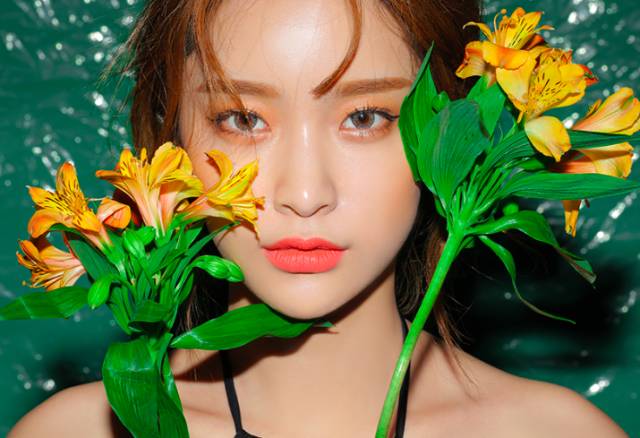 纪梵希口红哪个适合黄皮肤,红棕色口红适合黄皮肤的人用吗