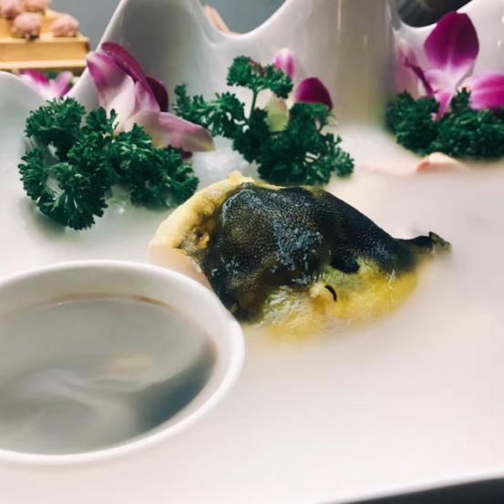 从人气王再到成都金牌火锅称号！凤望龙门实至名归！