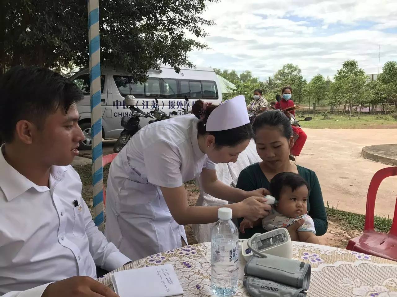 我院援鄂医疗队员踏上返乡之路,我院第一批援鄂医疗队整装待发