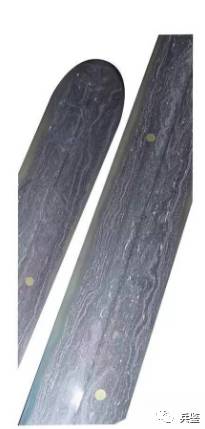 花纹钢和陨铁剑怎么分辨,怎么鉴别花纹钢的剑