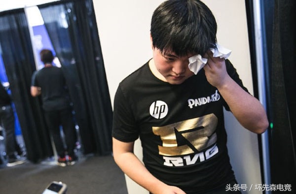 uzi韩服排位小虎,uzi最近的韩服rank视频