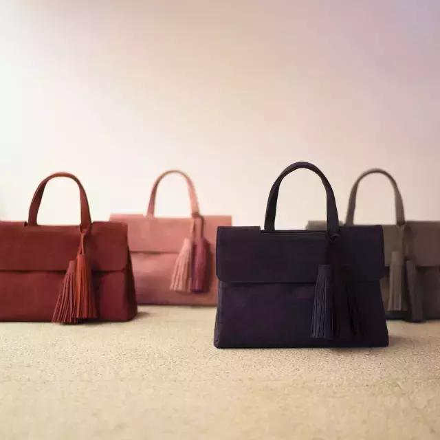 包治百病,我与时髦girl之间只差一枚“麂皮”包了!