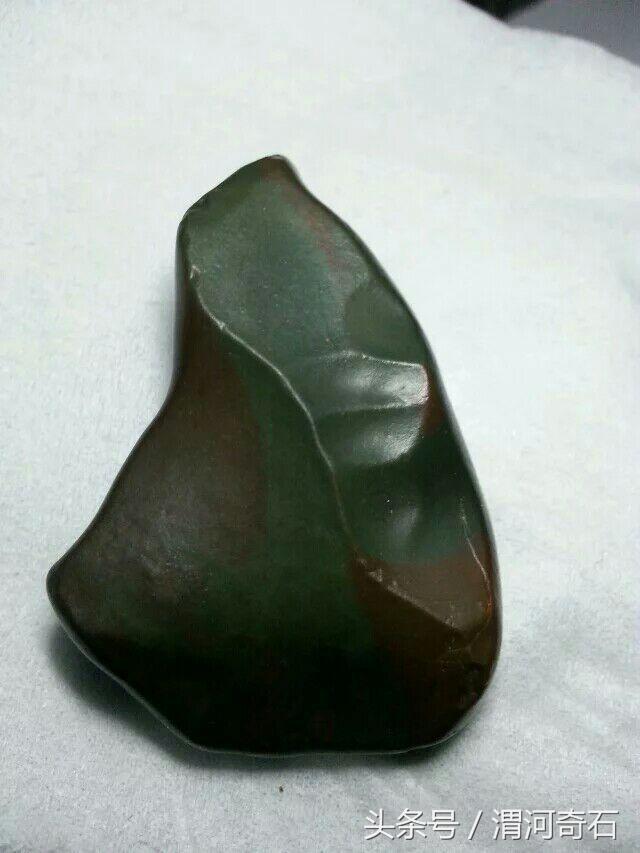 戈壁玛瑙温润如玉,心脏型戈壁玛瑙