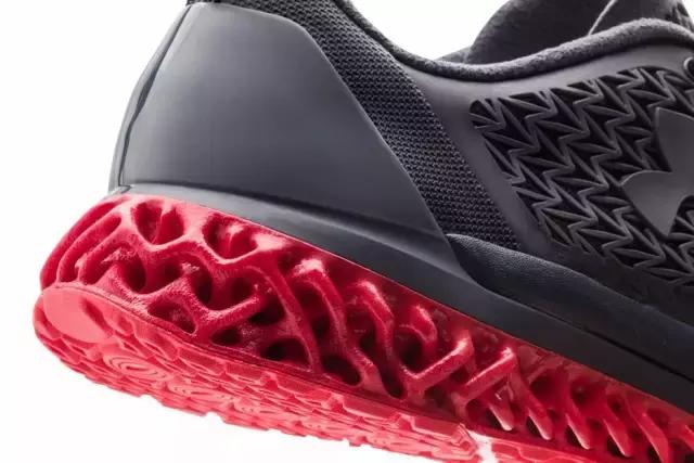 2016最贵跑鞋盘点｜这9双跑鞋，你能买得起哪双？