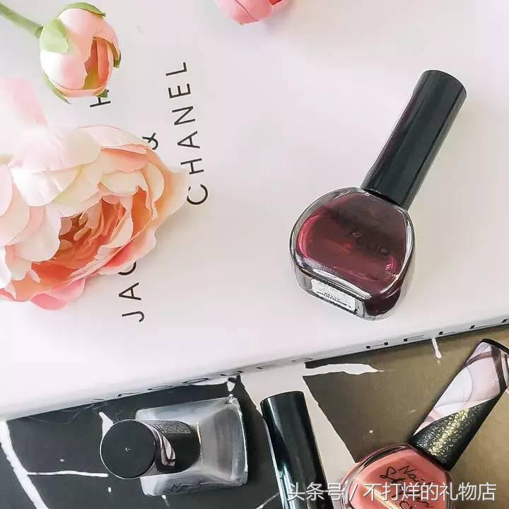 指甲油的正确打开方法,适合秋冬天的脚指甲油