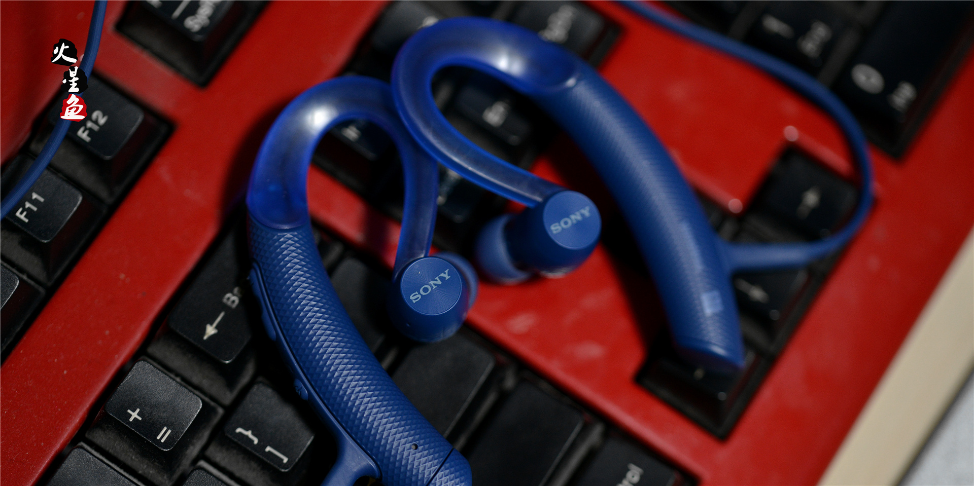 在信仰中运动——号称索尼最好的蓝牙运动耳机XB80BS开箱