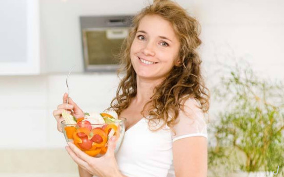 怀孕8周已经停止心跳了,怀孕8周胎儿心跳弱正常吗