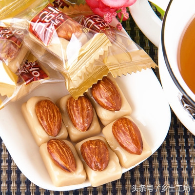 圣诞节零食礼盒里放什么东西,适合圣诞节的小零食