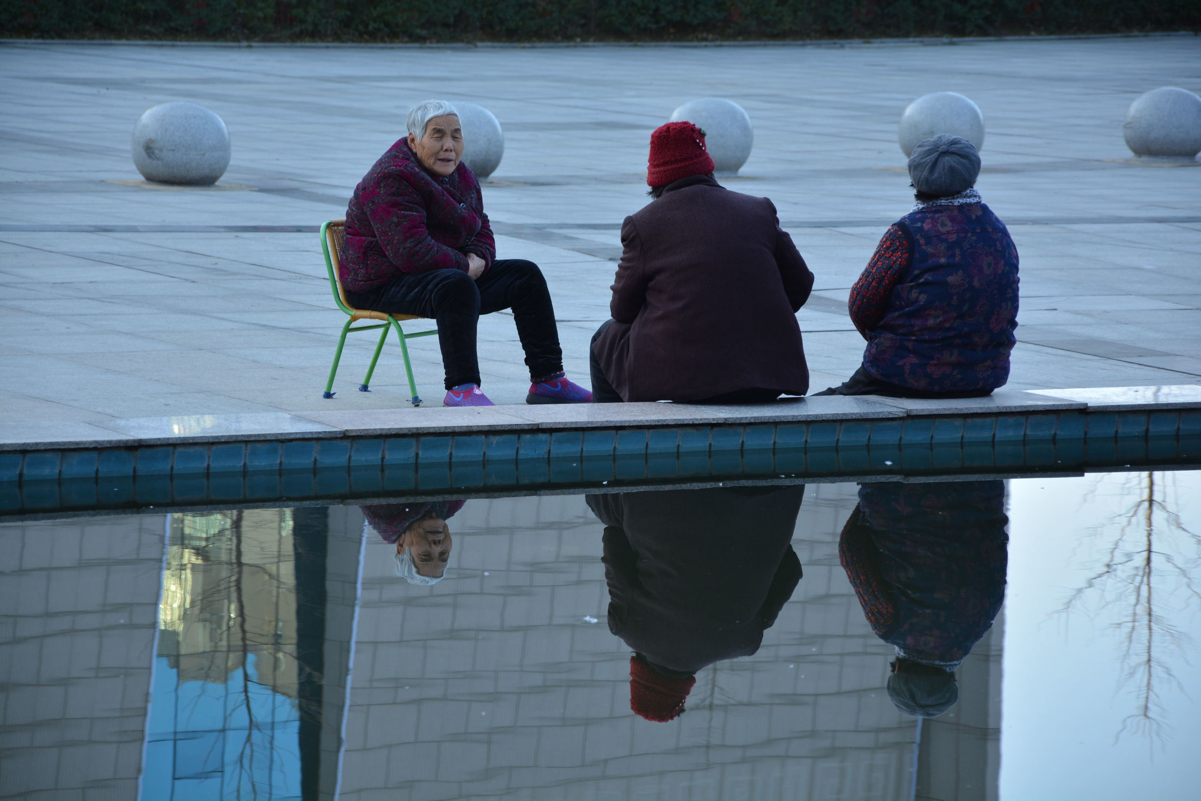 尼康D5200扫街，狗头基本够用