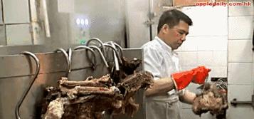 香港这家传统小吃牛肉汤店,明星经常光顾的香港牛腩店