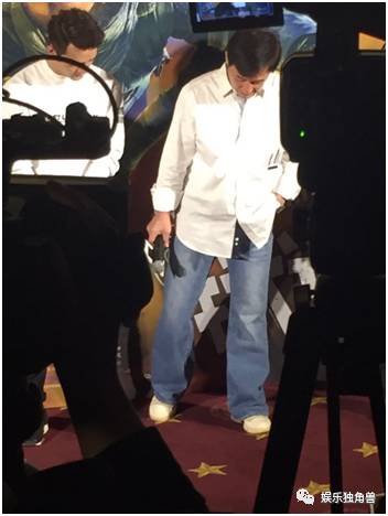 铁道飞虎成龙抗日神剧,成龙宣传铁道飞虎