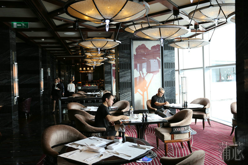 澳门旅游塔蹦极吃东西 (澳门旅游塔笨猪跳)