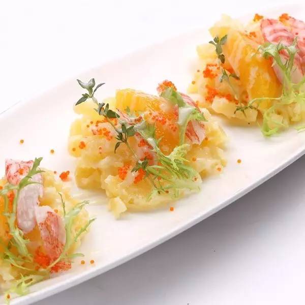 What?余姚嘉悦广场这家神店,来给您免费送奶茶啦?!