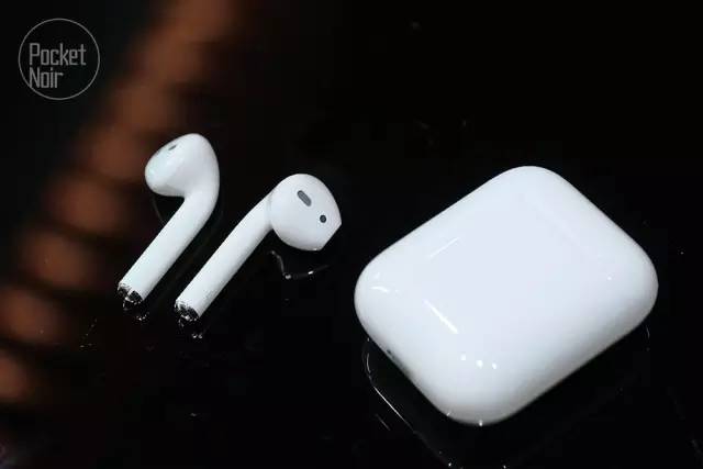 AirPods:头都快甩掉了,还是甩不掉它