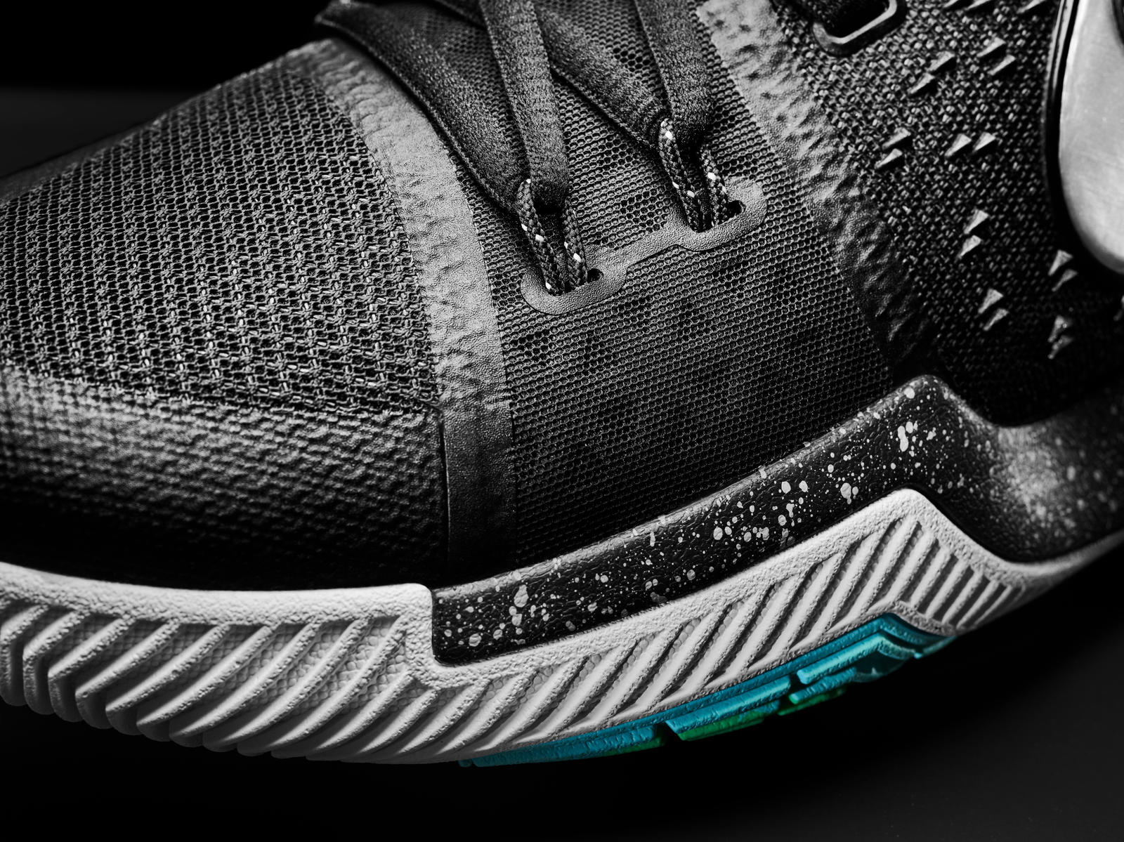 kyrie3欧文全部上脚图,欧文总决赛kyrie3