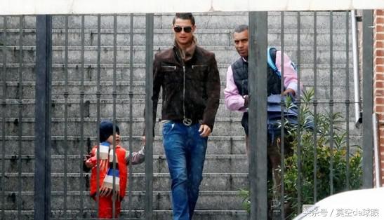 c罗一路走来的辉煌成就完整版,c罗走来