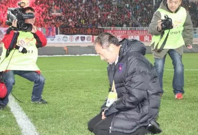 韩国人道歉为什么下跪,韩国人为什么那么容易下跪