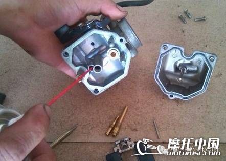 手把手教你清洗化油器,雅马哈踏板摩托车化油器清洗教程