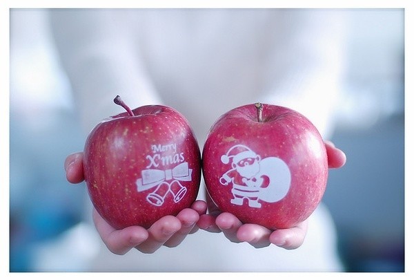 平安夜送女朋友苹果,平安夜送女朋友多少钱