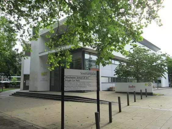 南安普顿时尚管理课程,南安普顿大学时尚管理学院