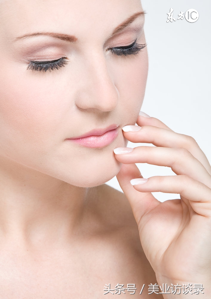 在化妆的时候鼻子卡粉怎么补救,鼻子卡粉的正确化妆方法
