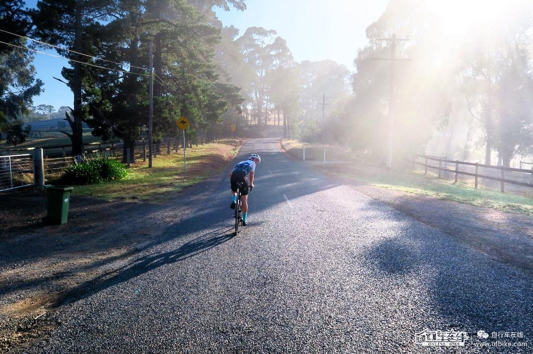 自行车爱好者都骑什么车 (自行车爱好者的追求是什么)