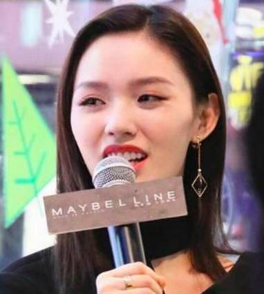 林允整牙却像整容?她是真的又整了啊!