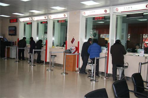 去银行上班容易上手吗,为啥不建议进银行工作