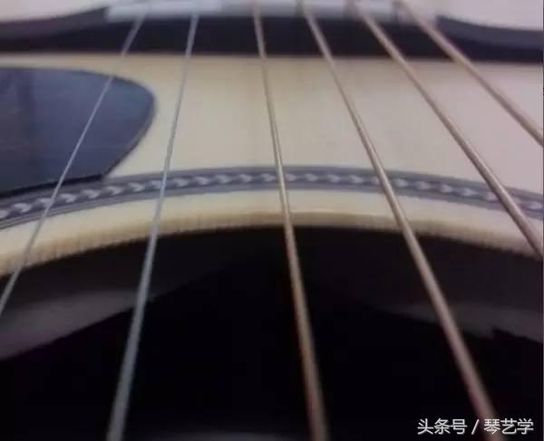 乐器推荐尤克里里,海鸥吉他最值得买的款式