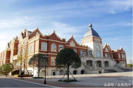 获得全球时尚盛典大奖,西航这个学校为什么这么时尚?