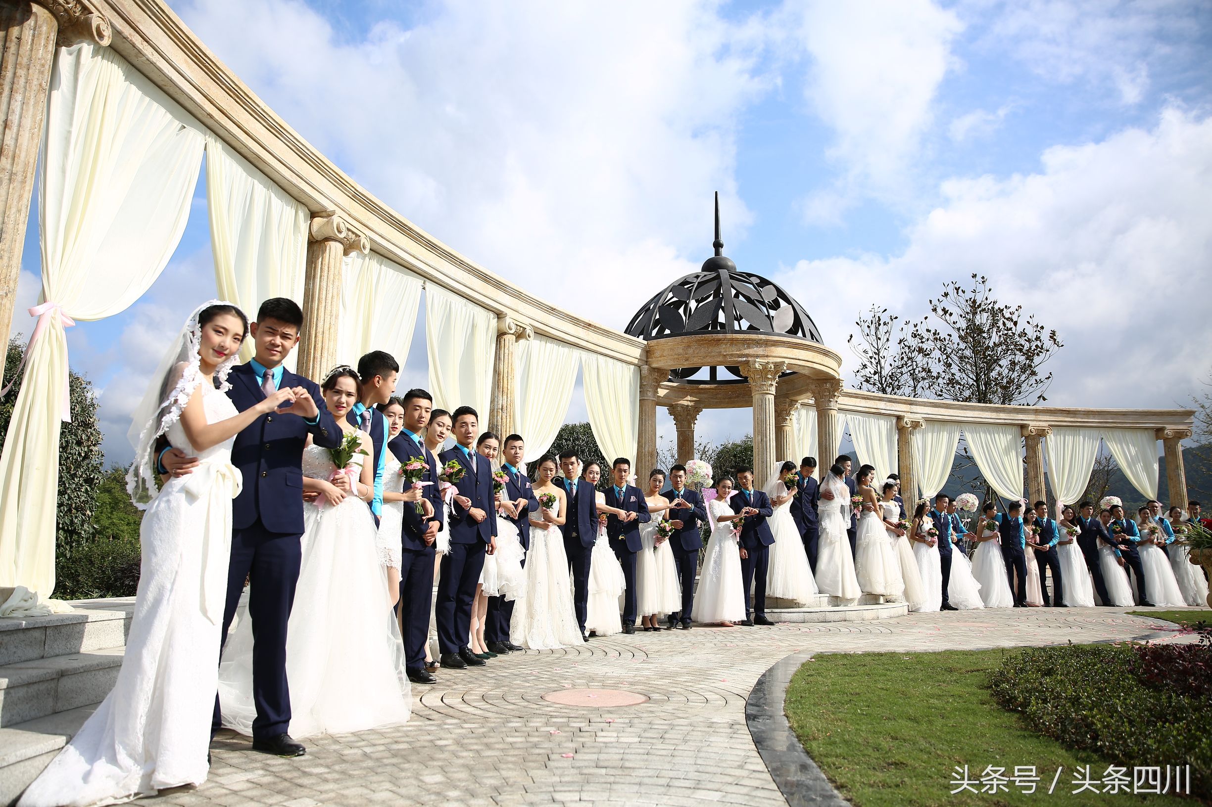 获得全球时尚盛典大奖,西航这个学校为什么这么时尚?