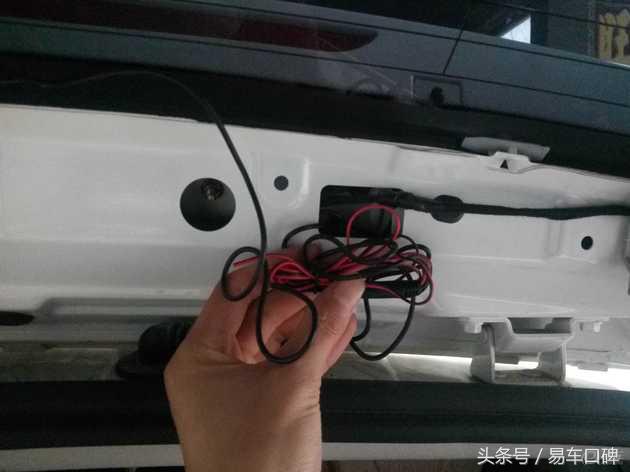 众泰t60后备箱右侧漏水,众泰t600发动机漏水