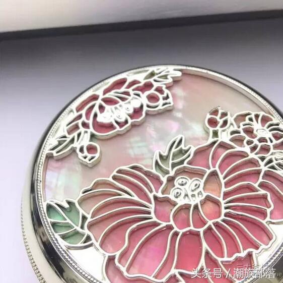 雪花秀水亮气垫,雪花秀经典款和气垫哪个好用