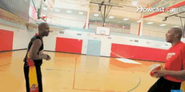 你听说过屁股也能传球吗？各种花式传球秀一脸！