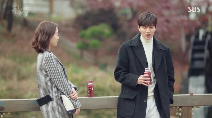 冬日穿搭女高端感大衣,丝贵纯都冬日烟花大衣