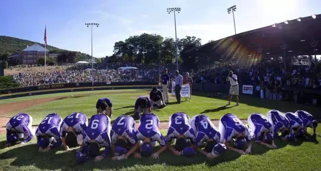 韩国人道歉为什么下跪,韩国人为什么那么容易下跪